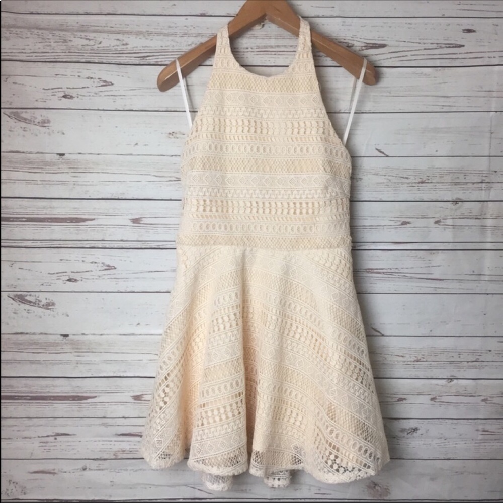 NWT The Vanity Room Halter Geo Lace Dress - Picture 3 of 6
